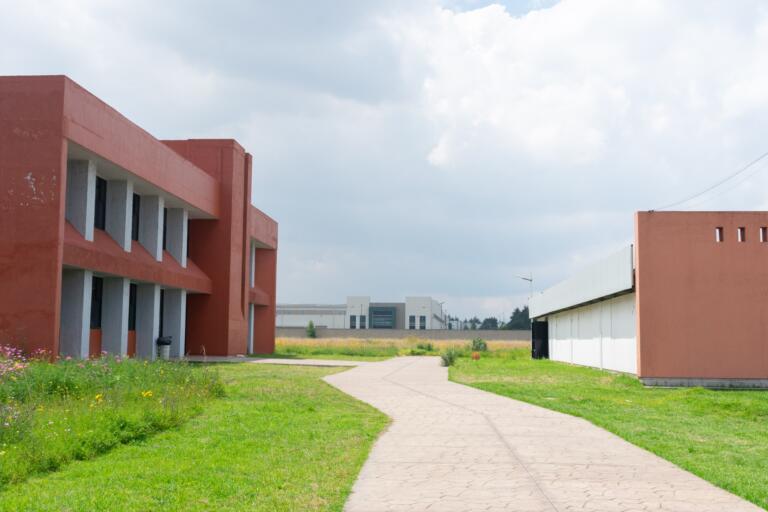 prioriza infraestructura educativa